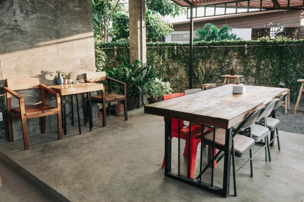 YOJI House&Cafe Vandrehjem Ban Wiang Eksteriør billede